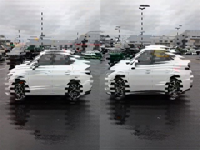 Used 2022 Hyundai Sonata SEL image 4