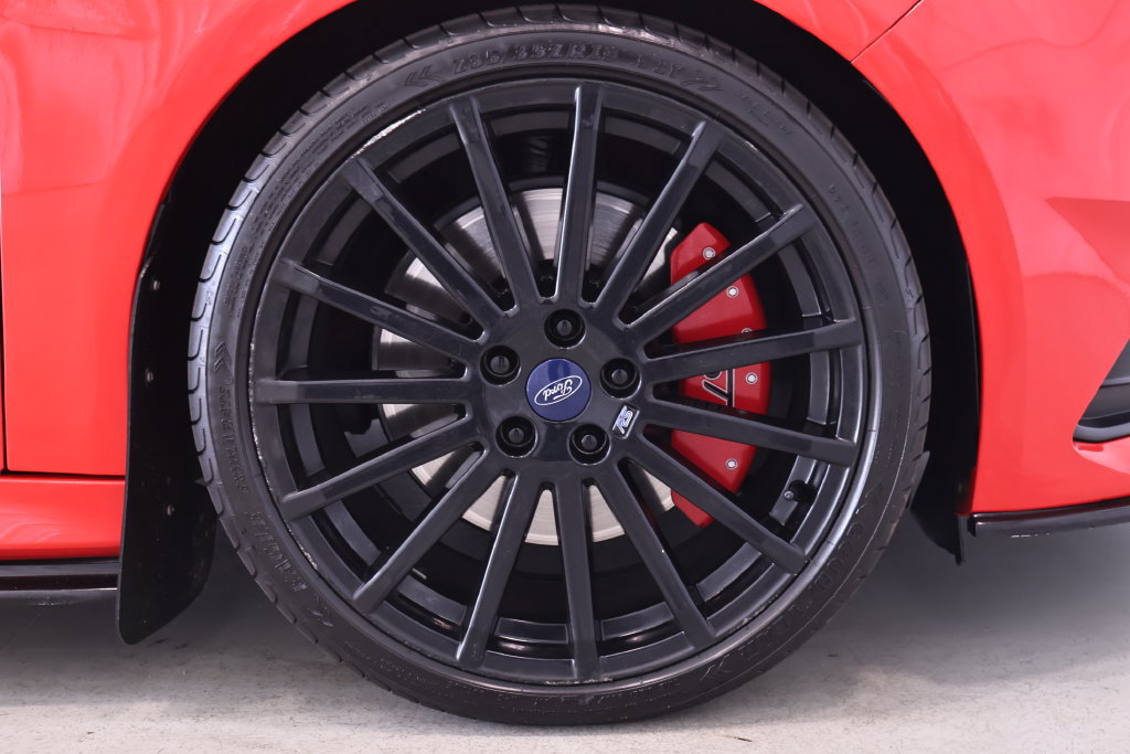 Used 2015 Ford Focus ST w/ Equipment Group 401A FWD image 36