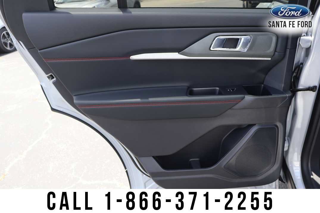 New 2026 Ford Explorer ST-Line AWD/4WD image 21