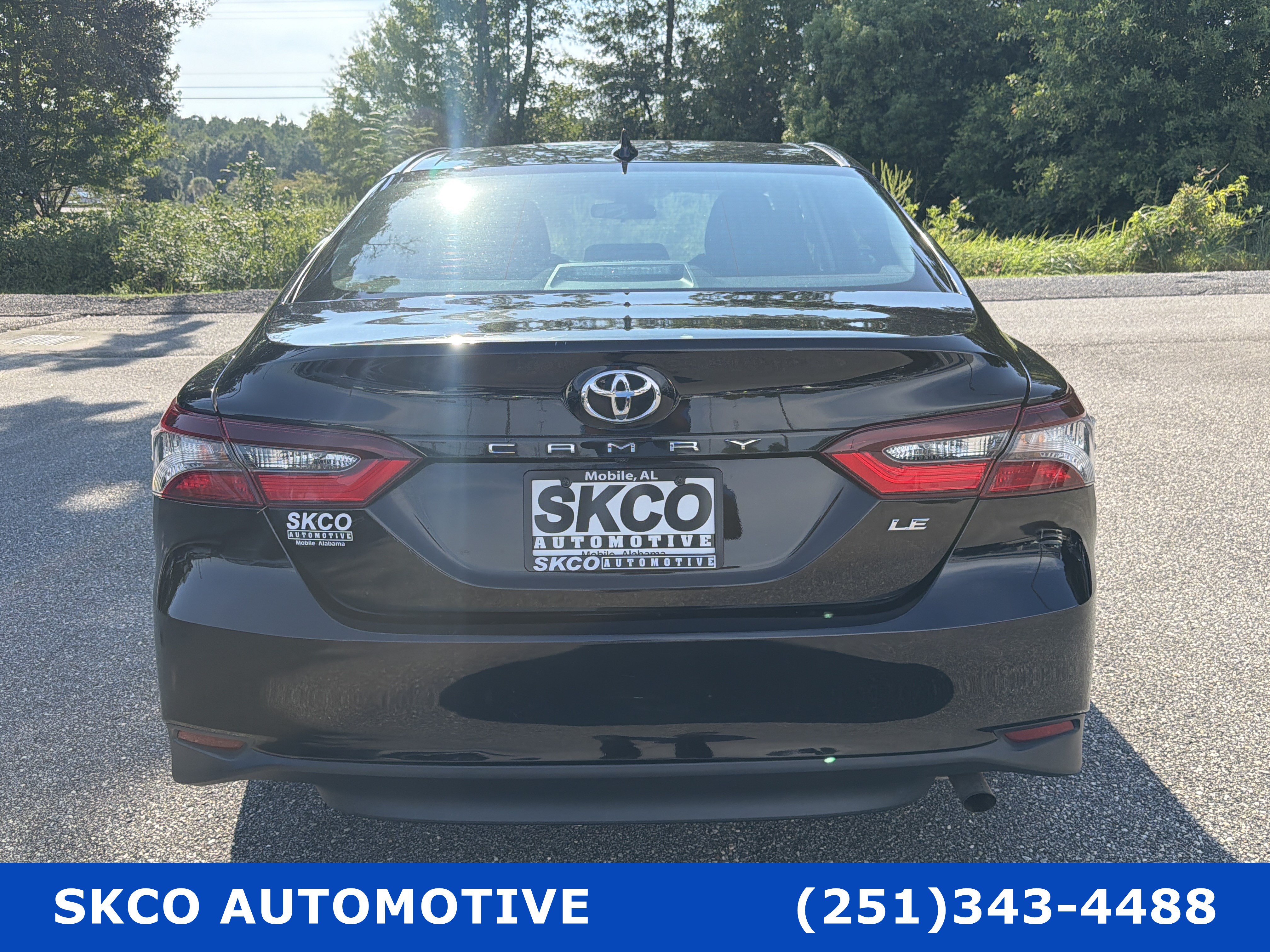 Used 2023 Toyota Camry LE FWD image 4