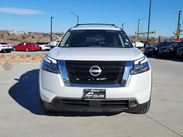 New 2025 Nissan Pathfinder SV image 5