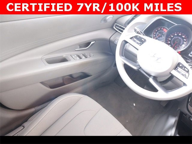 Used 2023 Hyundai Elantra SEL image 21