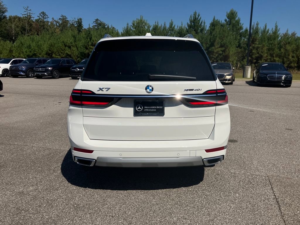 Used 2026 BMW X7 xDrive40i image 11