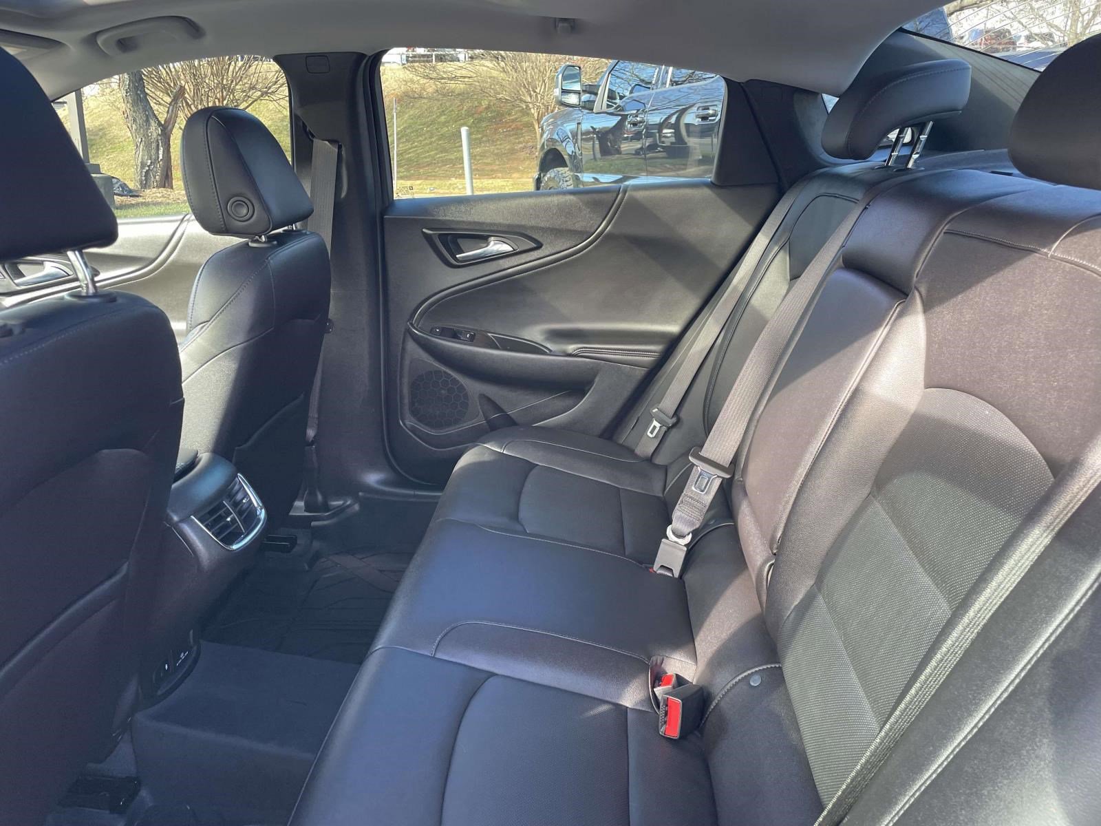 Used 2022 Chevrolet Malibu Premier image 18