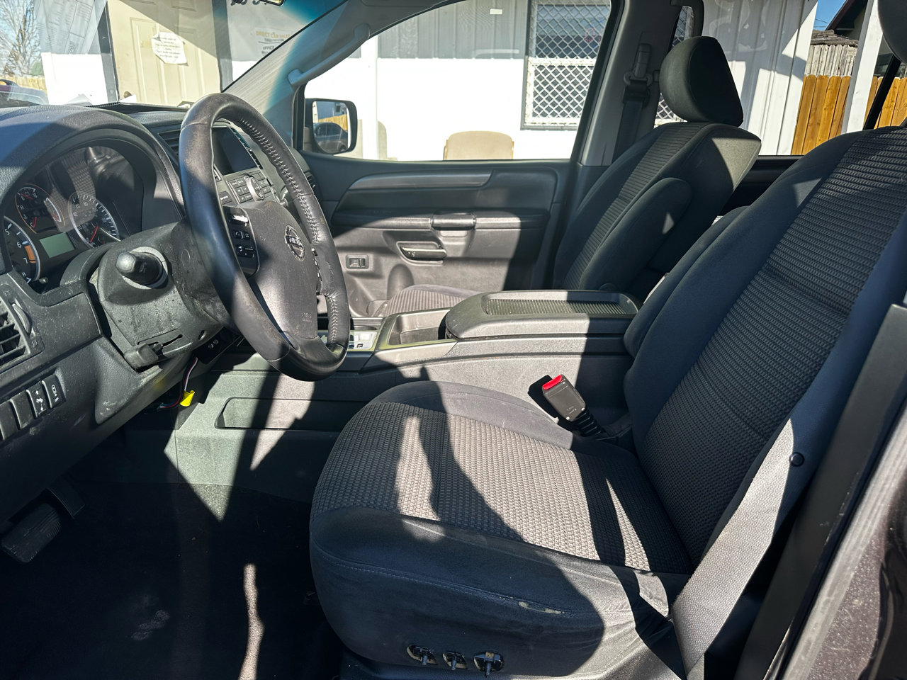 Used 2010 Nissan Armada SE image 11