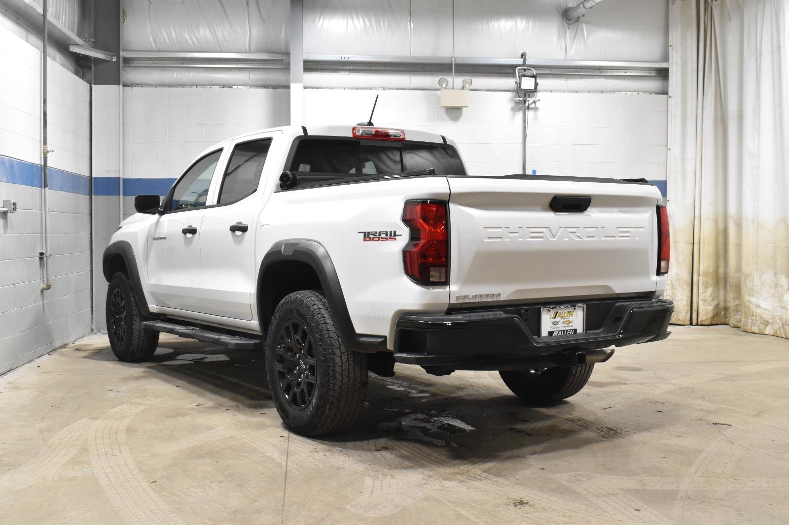 Used 2024 Chevrolet Colorado Trail Boss w/ Advanced Trailering Package image 23