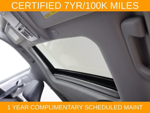 Used 2024 Toyota Highlander XLE FWD image 44