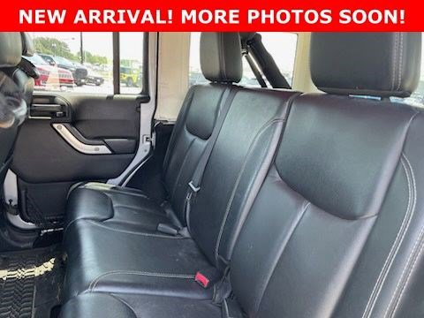 Used 2014 Jeep Wrangler Unlimited Rubicon w/ Dual Top Group AWD/4WD image 6