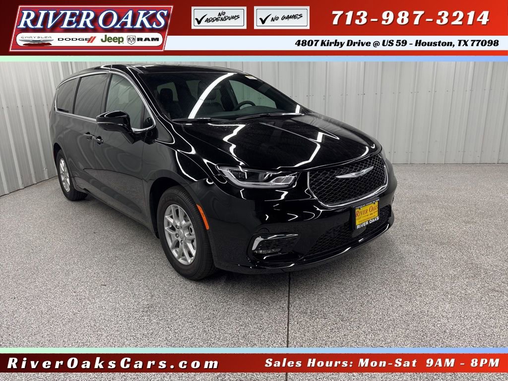 New 2026 Chrysler Pacifica Select image 1