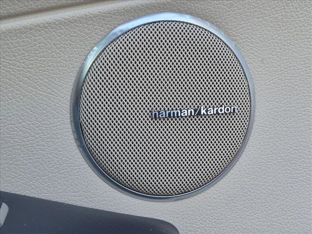 Used 2013 Mercedes-Benz SLK 250 image 21