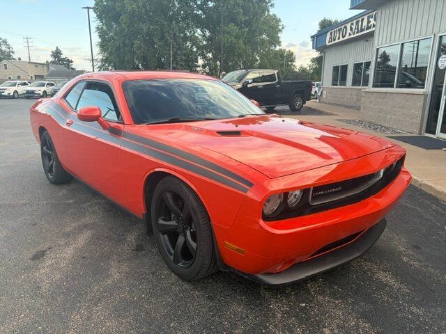 Used 2013 Dodge Challenger R/T RWD image 8