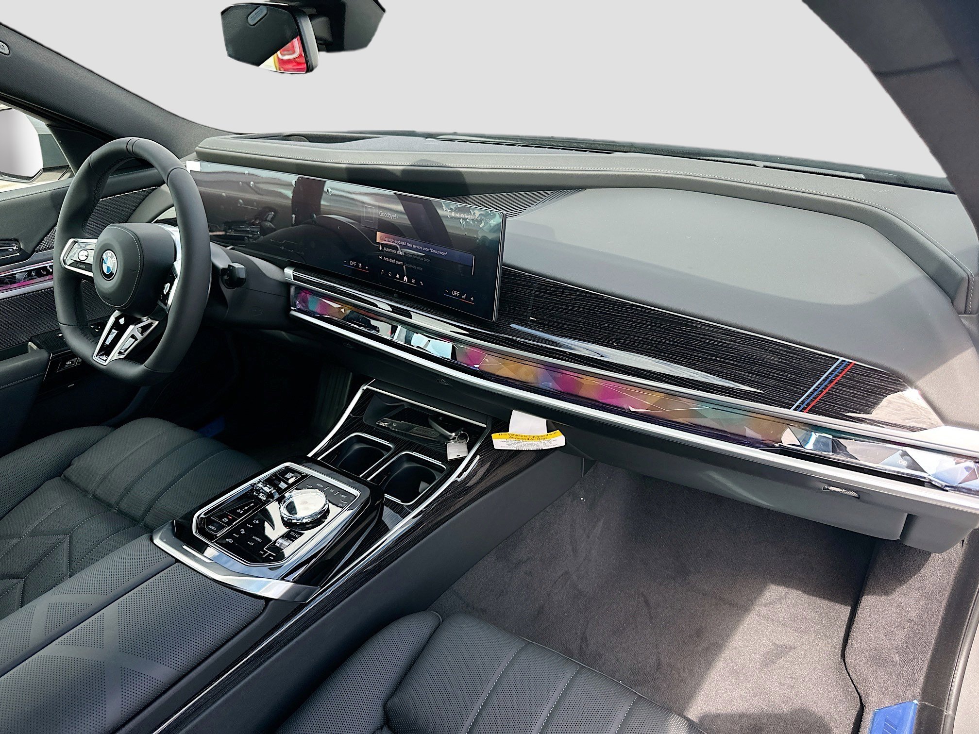 Used 2025 BMW 760i xDrive w/ Executive Package image 30