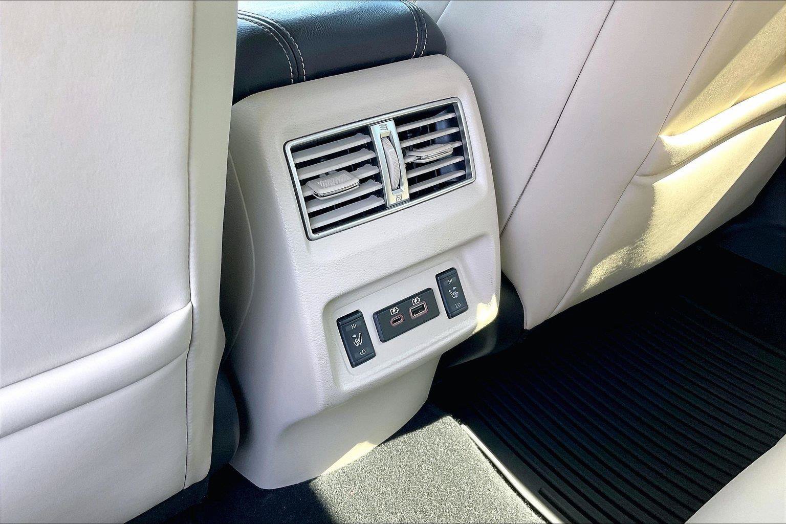Certified 2023 Nissan Maxima Platinum w/ Sport Mat Group FWD image 33