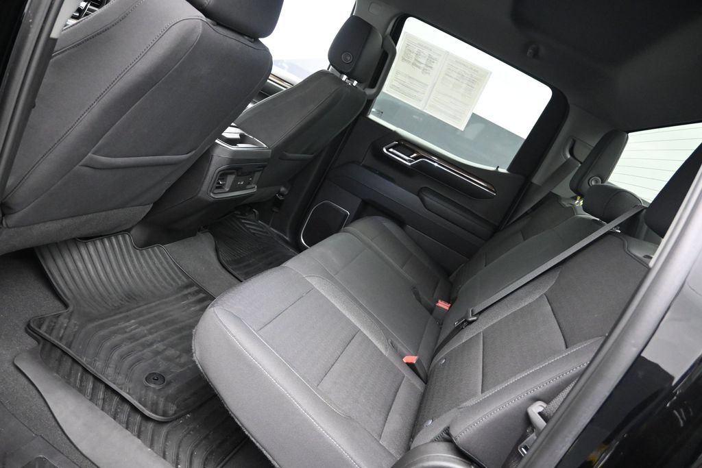Used 2024 Chevrolet Silverado 1500 RST w/ Z71 Off-Road Package AWD/4WD image 20