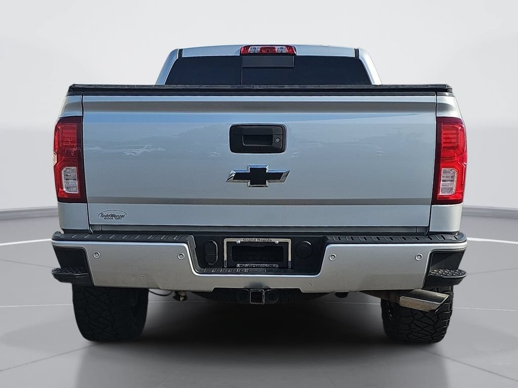 Used 2018 Chevrolet Silverado 1500 LTZ Z71 w/ LTZ Plus Package AWD/4WD image 5
