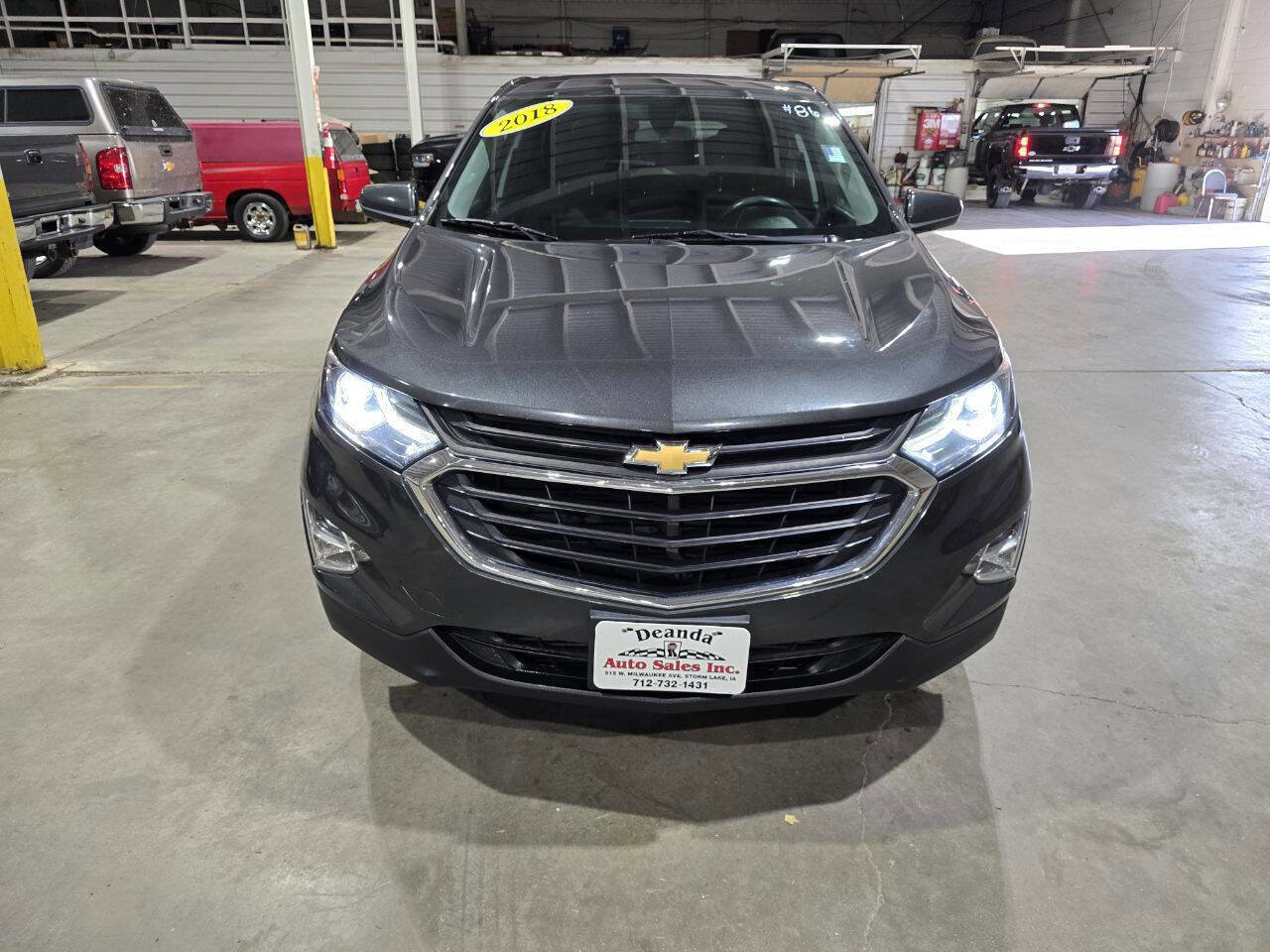 Used 2018 Chevrolet Equinox LT image 18