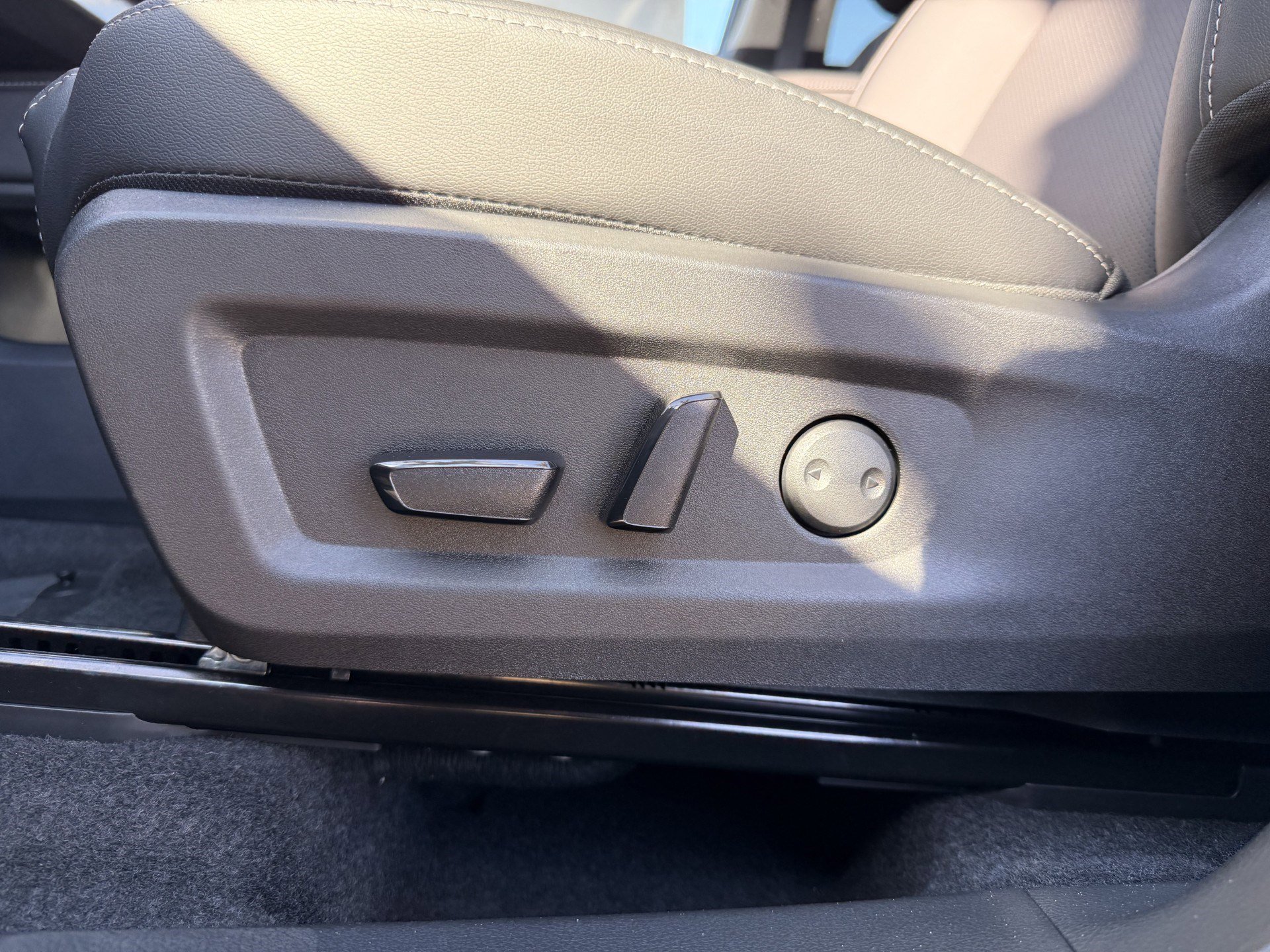 New 2026 Nissan Murano SL image 13