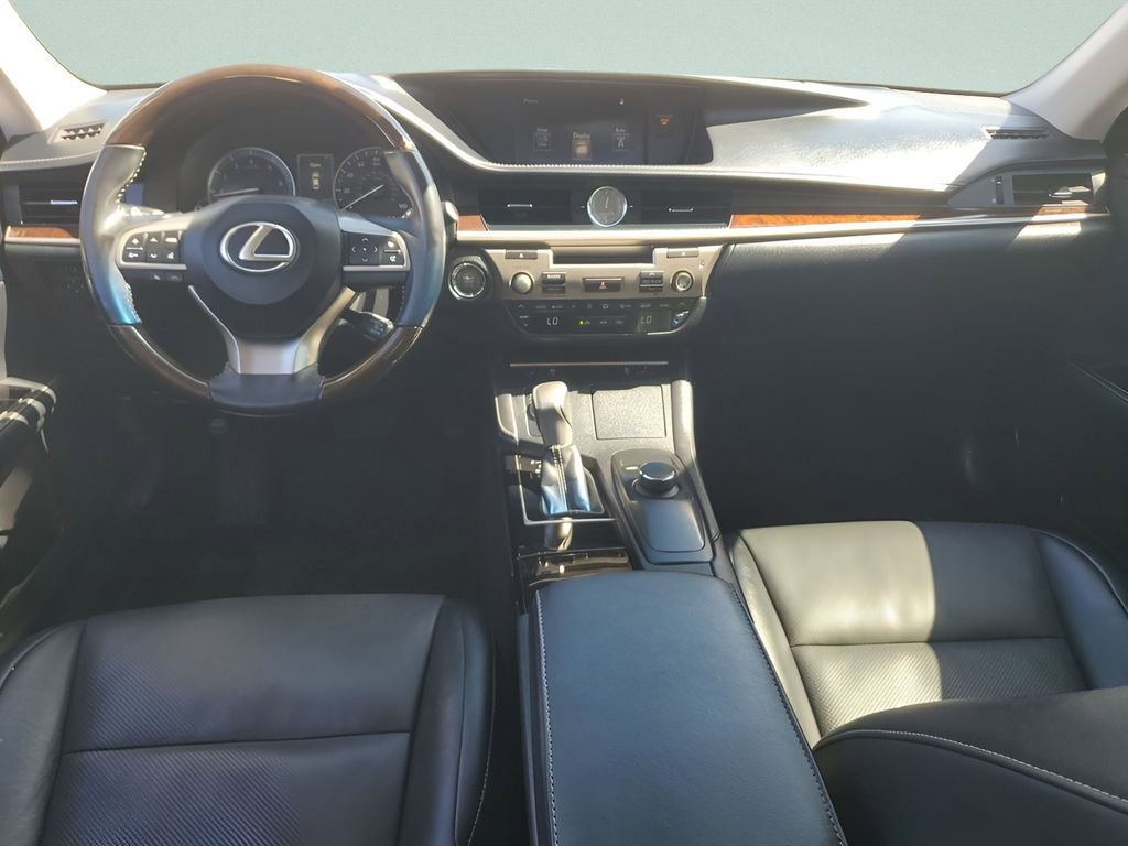 Used 2016 Lexus ES 350 w/ Premium Package w/Wood Trim image 24