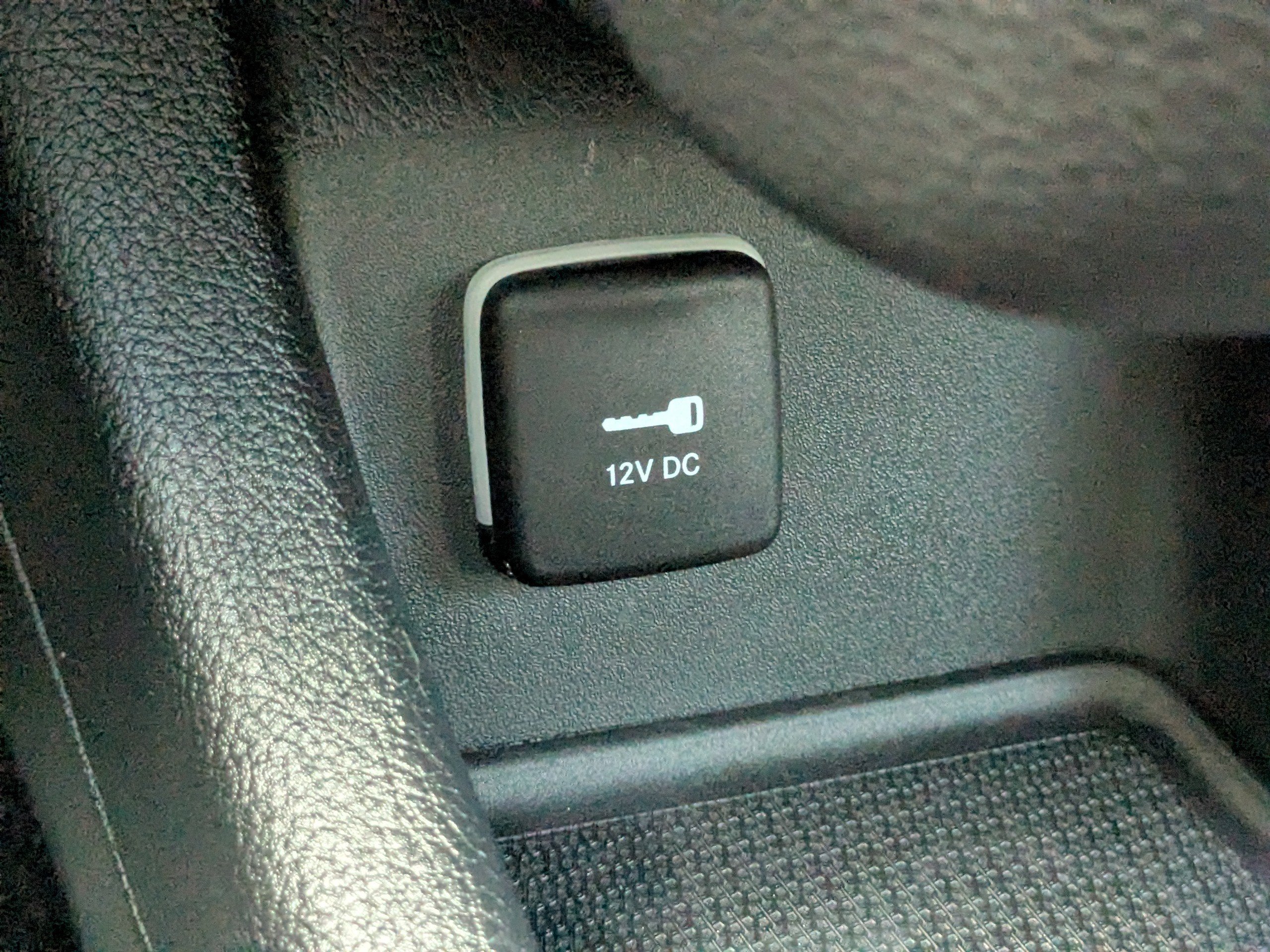 Certified 2018 Dodge Durango Citadel w/ Mopar Chrome Appearance Group RWD image 23