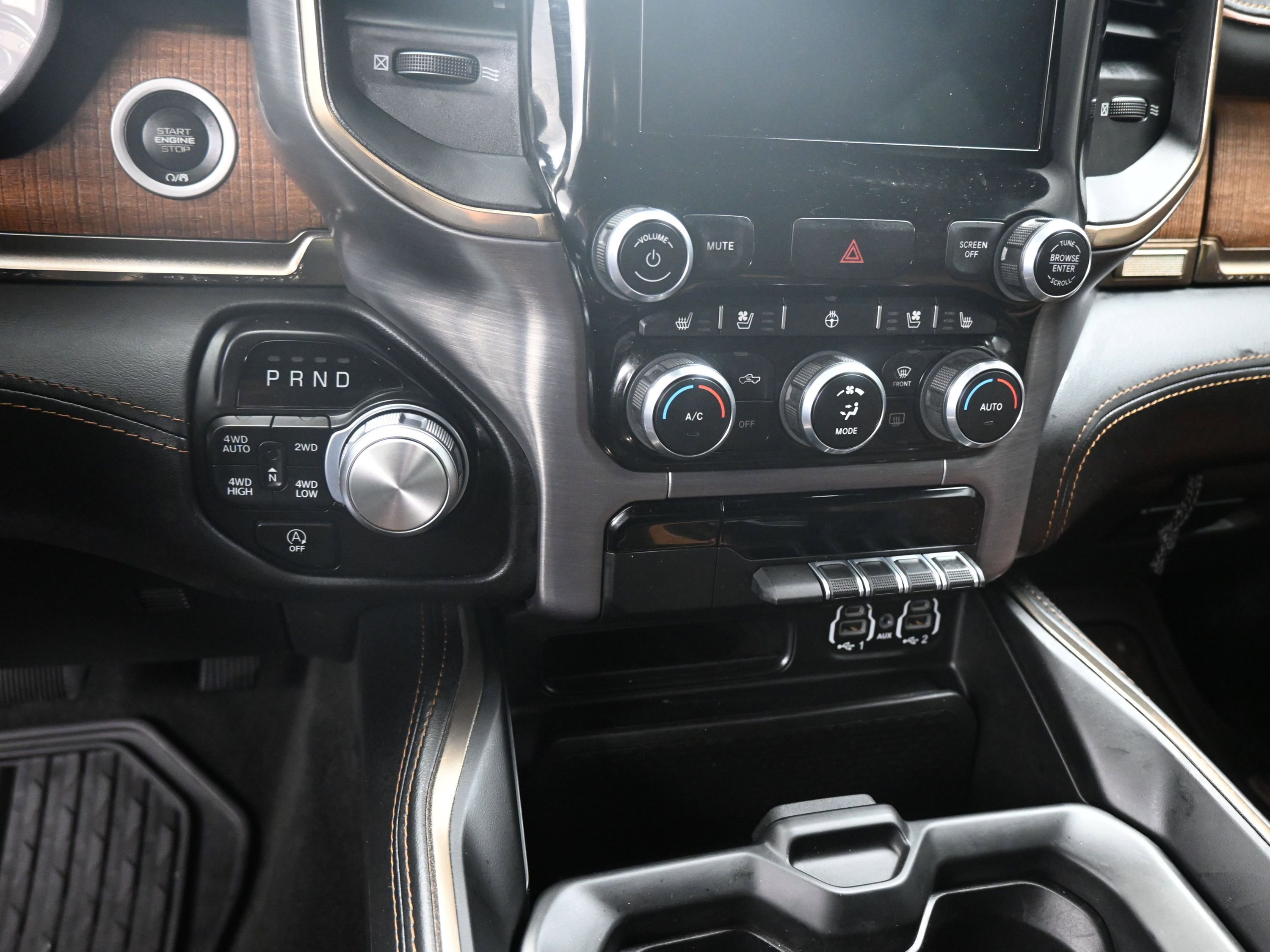 Used 2022 RAM 1500 Limited w/ Body Color Bumper Group image 14