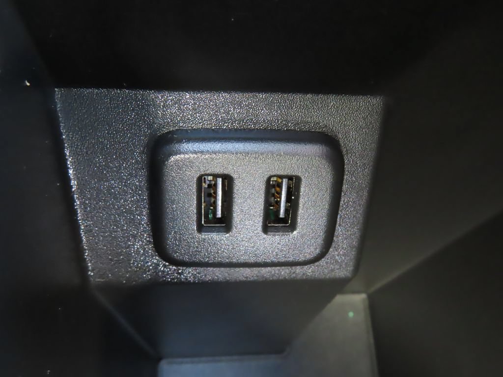 Used 2019 Chevrolet Equinox Premier FWD image 11