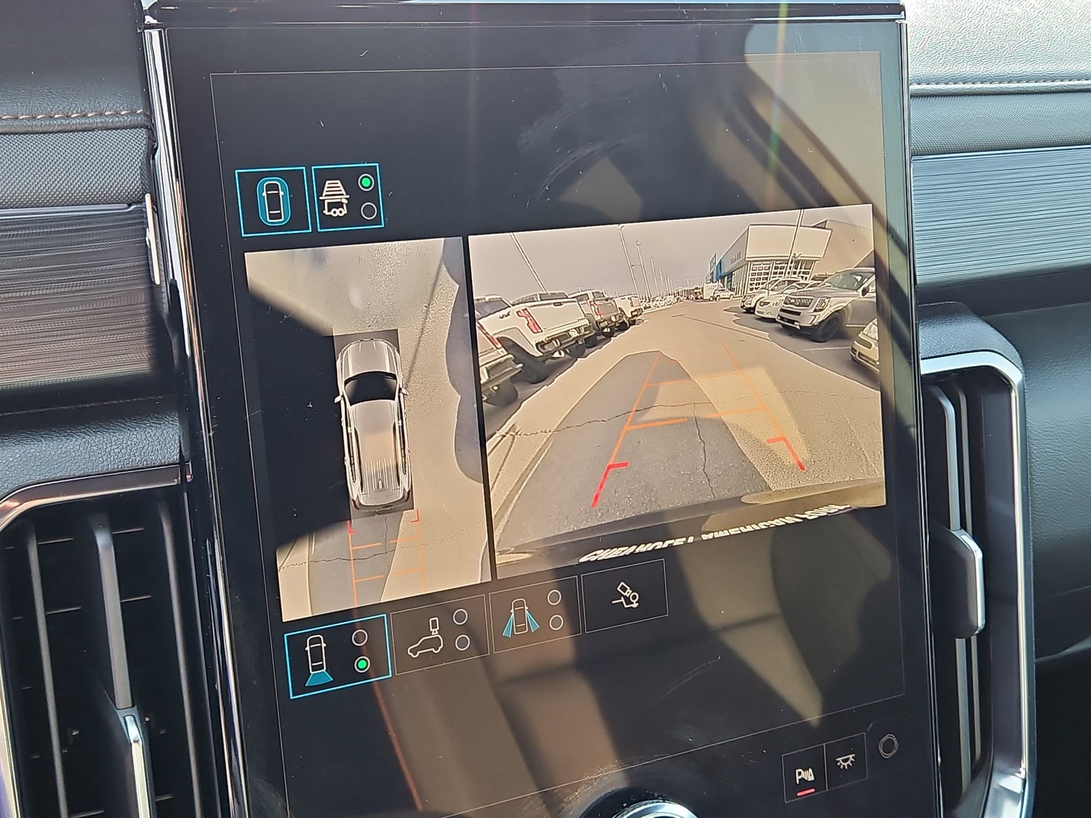 Used 2024 GMC Acadia AT4 w/ LPO, Floor Liner Package image 23