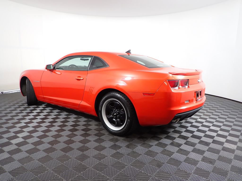 Used 2013 Chevrolet Camaro LS image 9