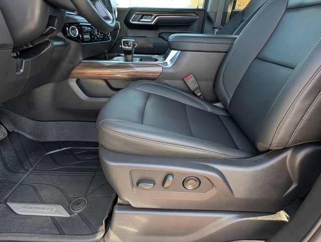 Used 2026 Chevrolet Silverado 1500 RST w/ Convenience Package II AWD/4WD image 18