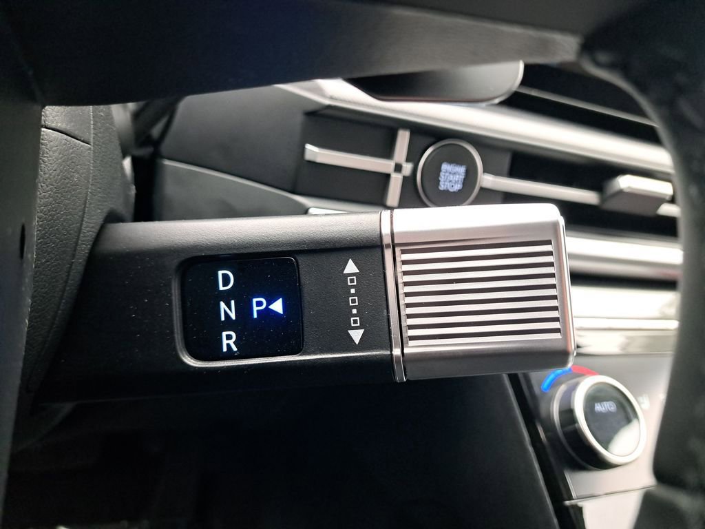 Used 2026 Hyundai Santa Fe SEL image 21