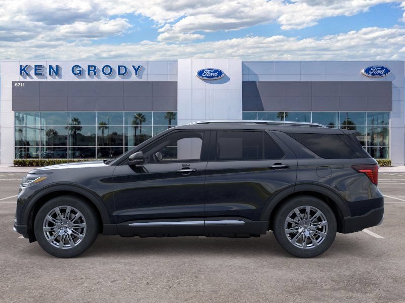 New 2026 Ford Explorer Platinum RWD image 4