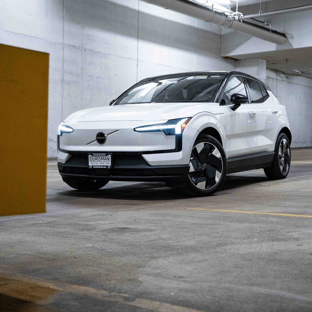 New 2026 Volvo EX30 Plus w/ Protection Package Premier image 1