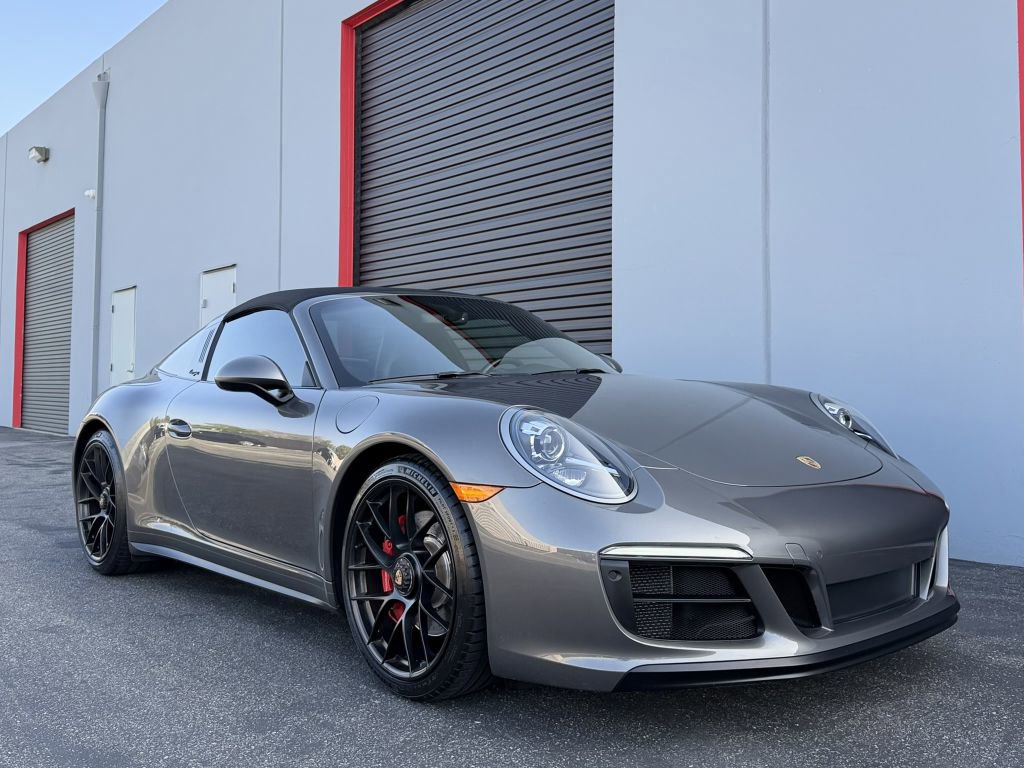 Used 2019 Porsche 911 Targa 4S AWD/4WD image 3