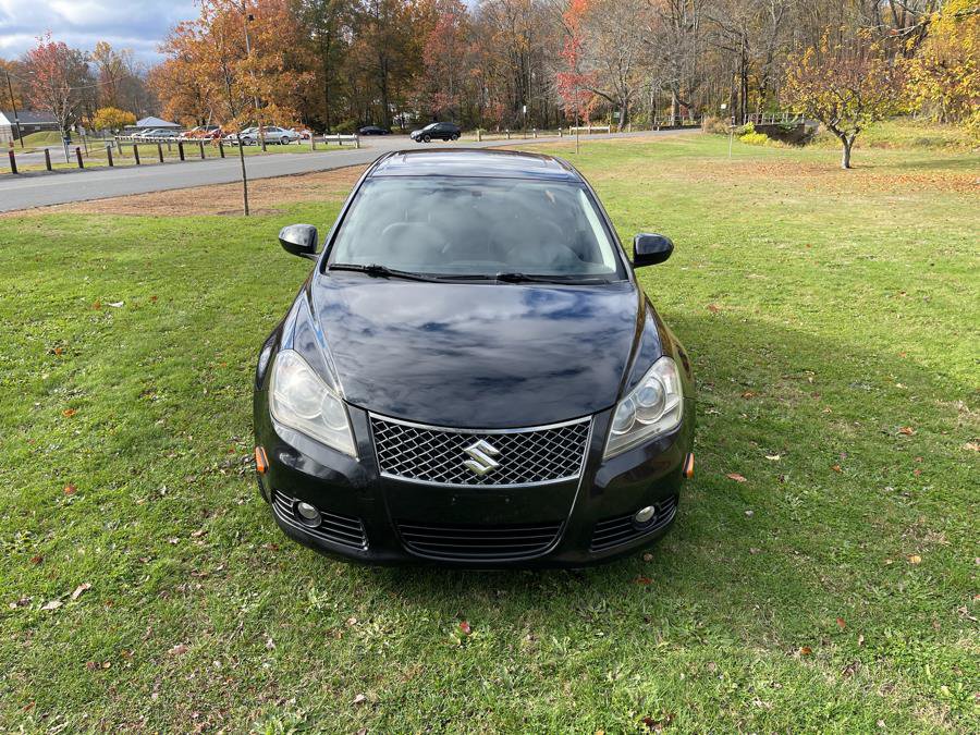 Used 2010 Suzuki Kizashi GTS FWD image 12