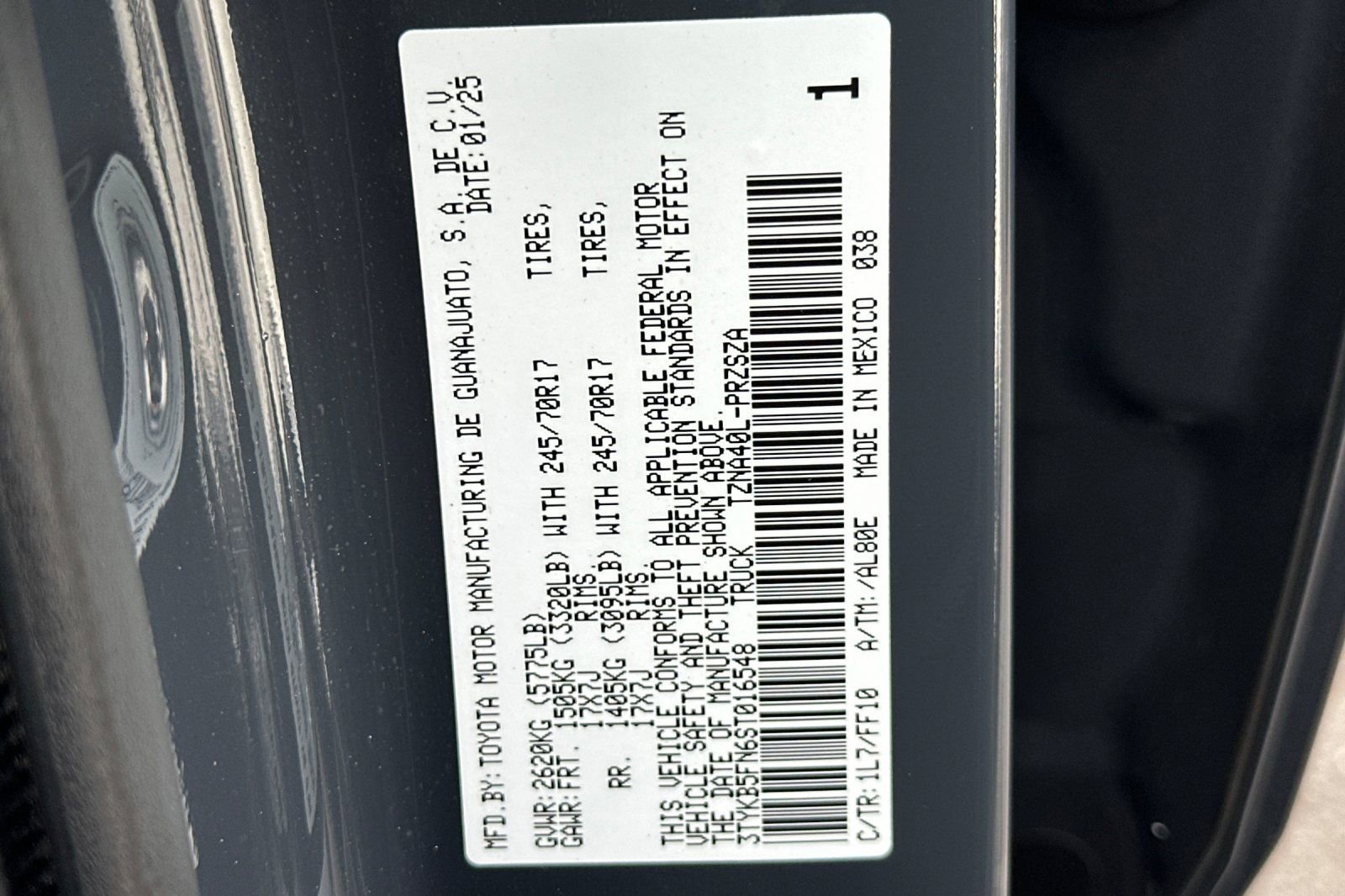 Used 2025 Toyota Tacoma SR5 image 29