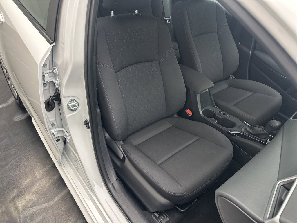 Used 2023 Toyota Corolla LE image 9