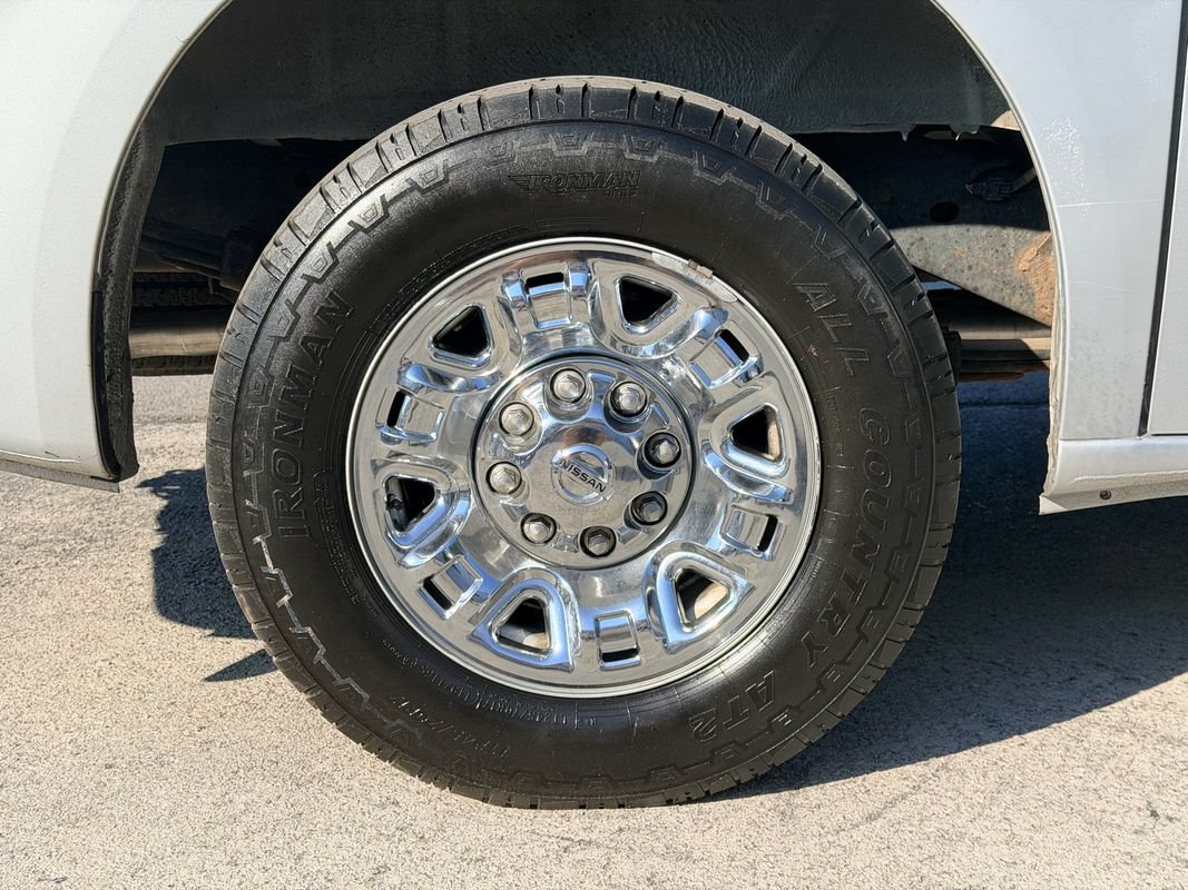 Used 2018 Nissan NV 3500 SL RWD image 26