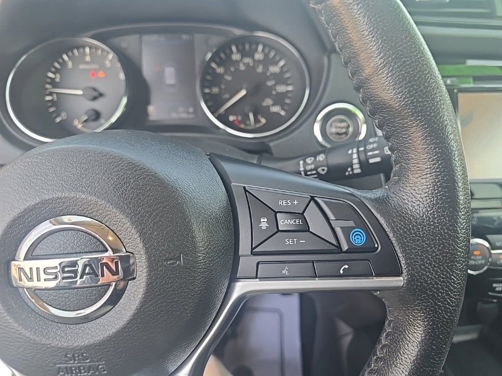 Used 2020 Nissan Rogue SL image 15