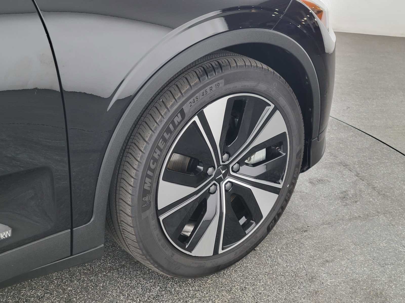 Used 2024 Polestar Polestar 2 RWD image 9