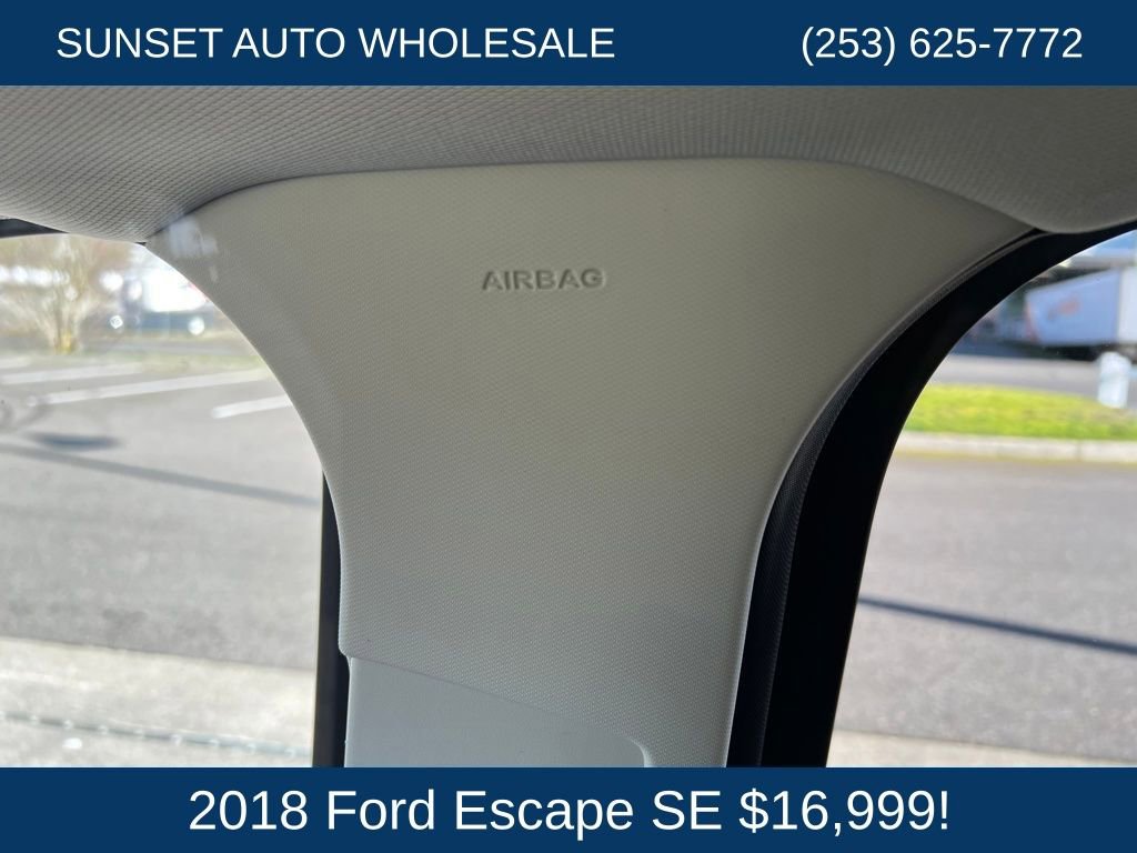 Used 2018 Ford Escape SE w/ SE Sync 3 Package image 36