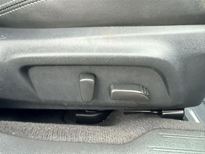 Used 2016 Subaru Legacy 2.5i Limited AWD/4WD image 16