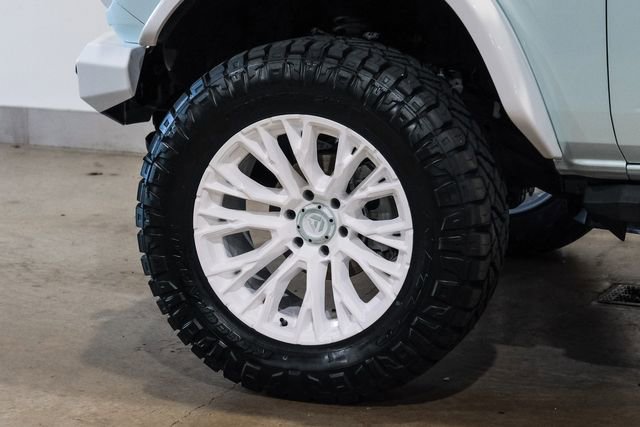 Used 2025 Ford Bronco Heritage Edition image 8