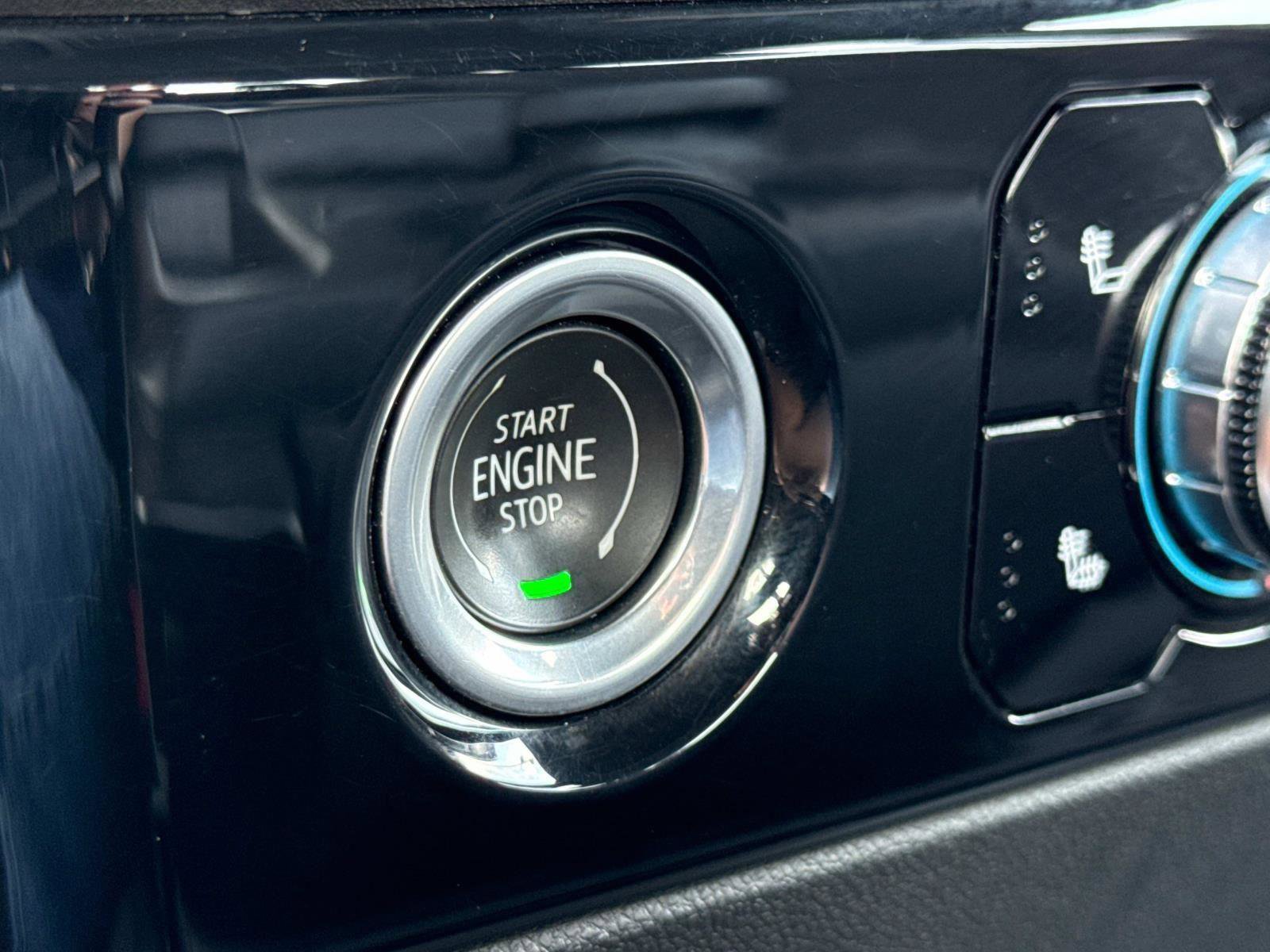 Used 2023 GMC Sierra 1500 Elevation image 11