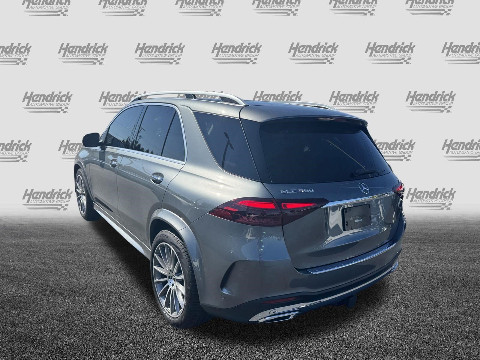 Used 2025 Mercedes-Benz GLE 350 4MATIC image 8
