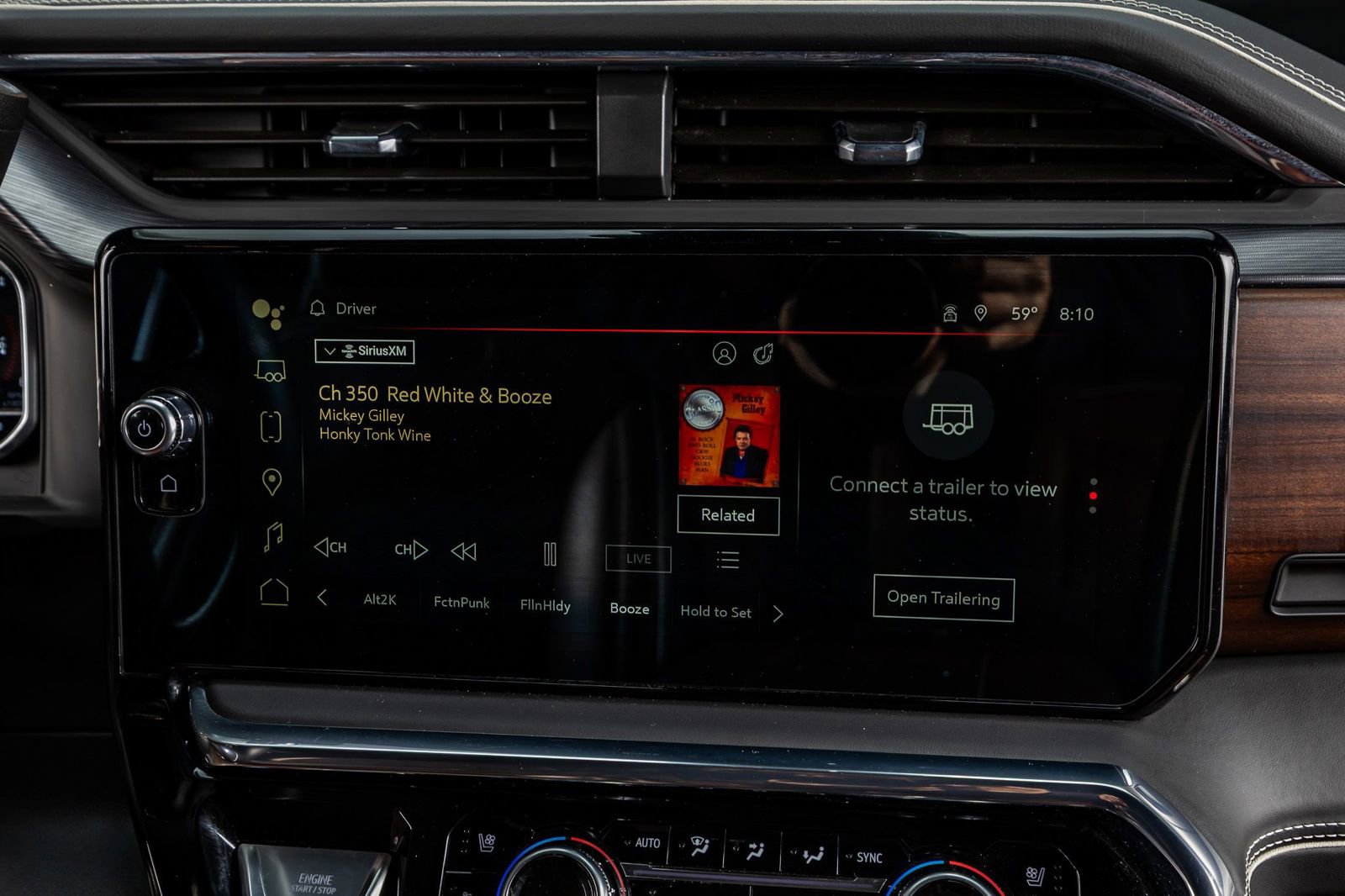 Used 2025 GMC Sierra 2500 Denali Ultimate image 25