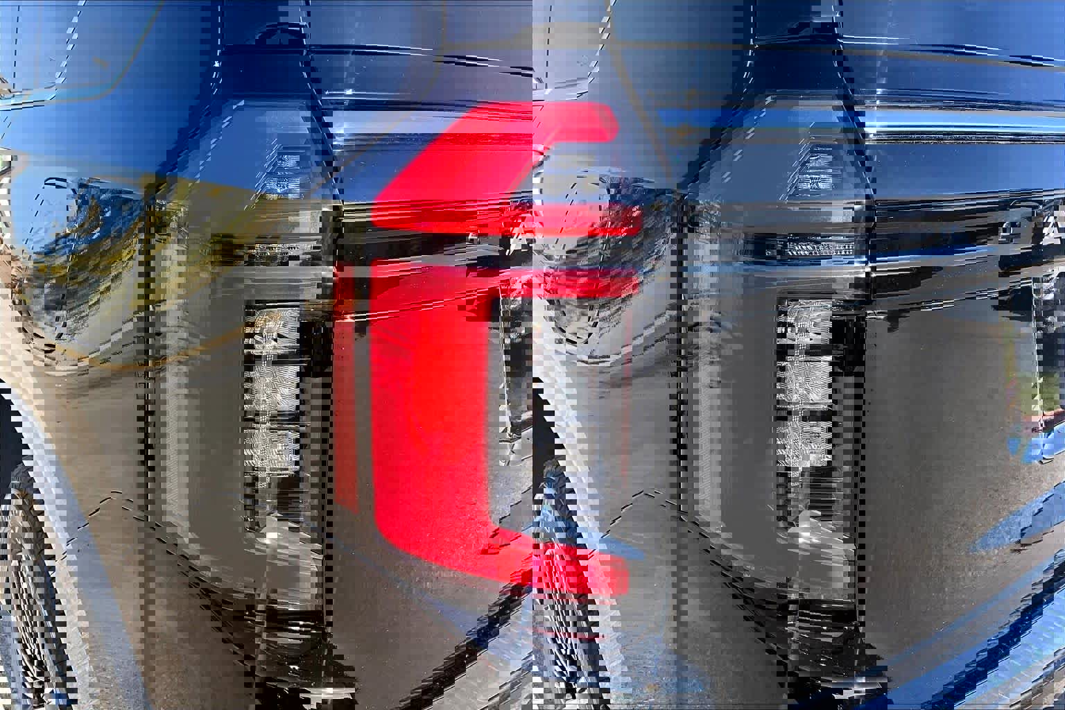 New 2026 Nissan Armada Platinum image 12