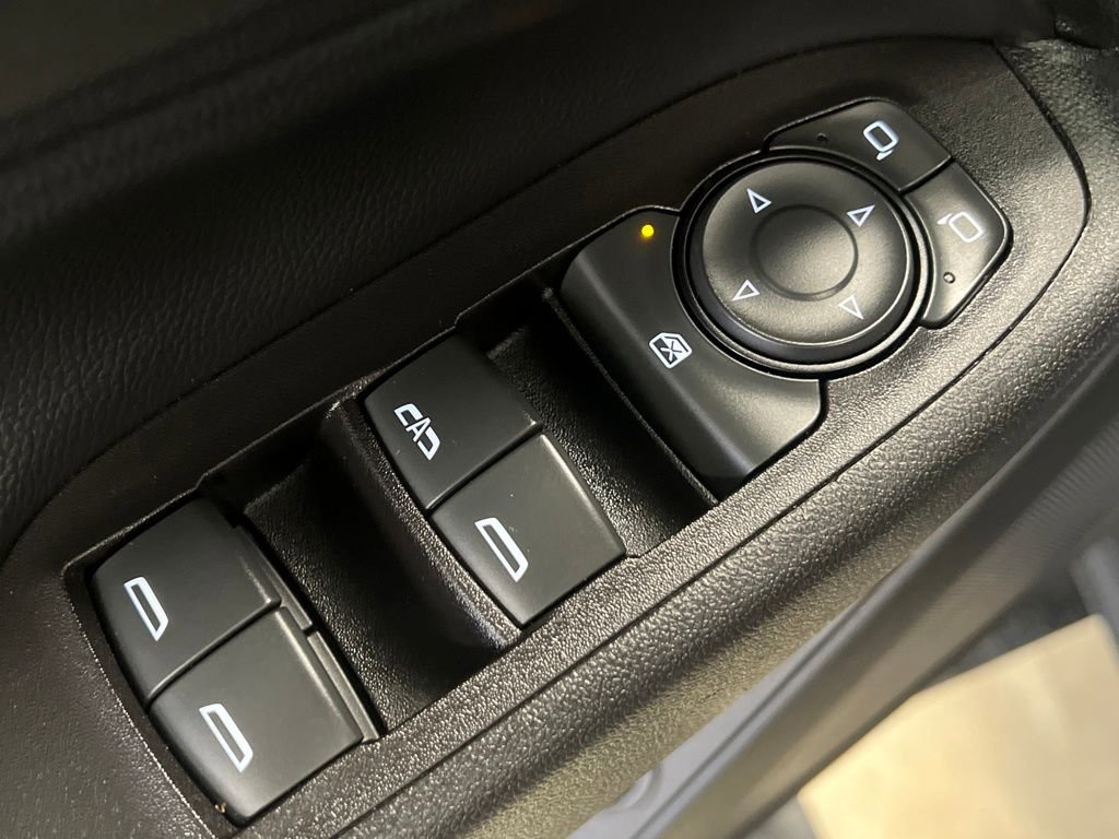 Used 2019 Chevrolet Equinox LT image 33