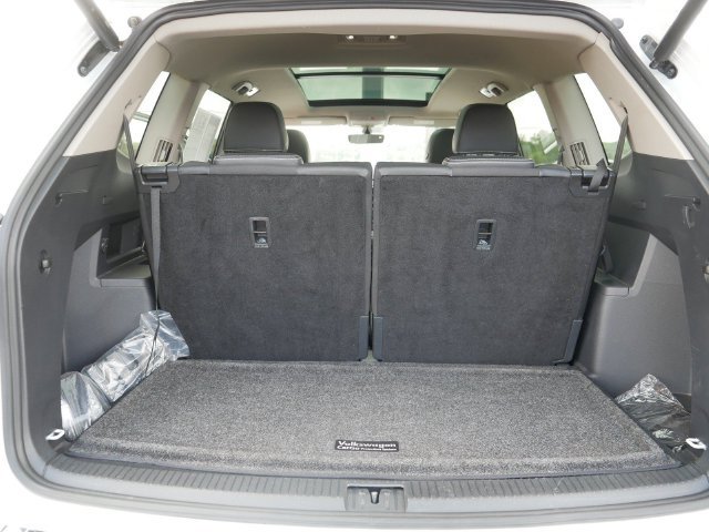 Certified 2023 Volkswagen Atlas SE w/ Panoramic Sunroof Package AWD/4WD image 19