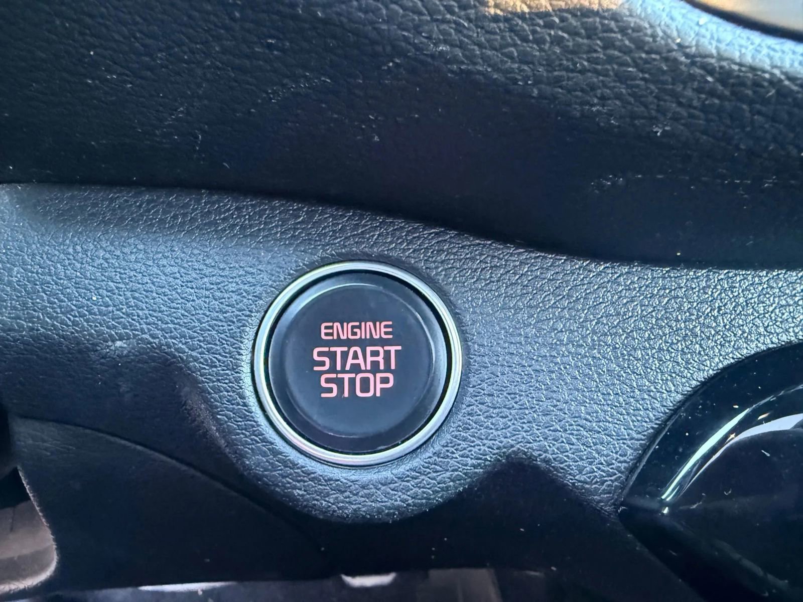 Used 2024 Kia Forte GT-Line w/ GT-Line Premium Package image 18