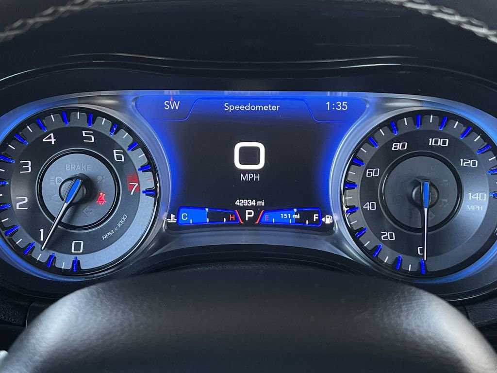 Used 2023 Chrysler 300 S image 11