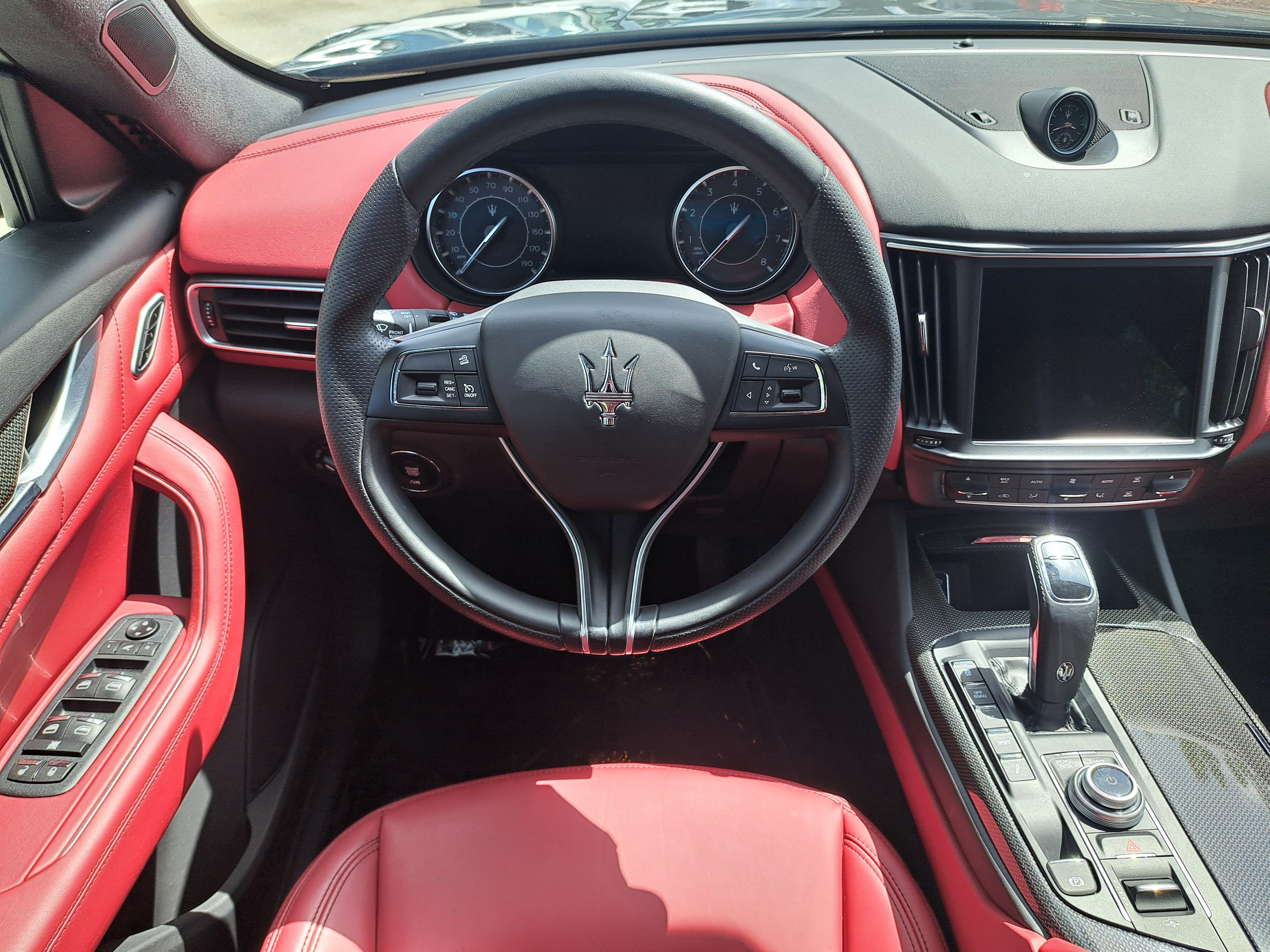 Used 2022 Maserati Levante GT AWD/4WD image 15